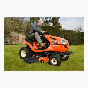 Tondeuse autoportée Kubota, moteur diesel, équipement de jardinage haute performance - Product Image 1