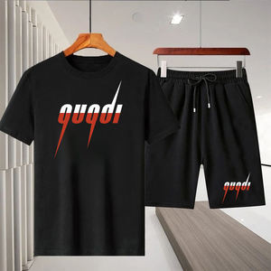 Ensemble de sport deux pièces en coton respirant pour homme, avec t-shirt imprimé à col montant et manches longues, idéal pour la course à pied - Product Image 4