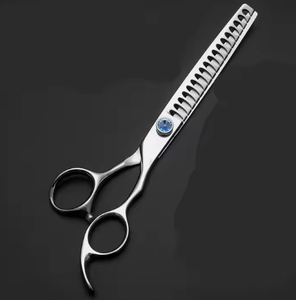 Tijeras de Peluquería Profesionales de Acero Inoxidable, Ligeras, Negras y Rojas, para Adelgazar el Cabello, para Uso en Salones de Belleza - Product Image 5