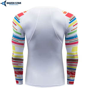 Chemise de protection anti-UV à manches longues personnalisée UPF50+ Séchage rapide Écologique pour le surf et la gym Haute qualité - Product Image 2