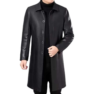 Manteau de luxe noir pour homme ARTISAN IMPEX à manches longues en fourrure de raton laveur, col montant, fermeture simple boutonnage - Product Image 2