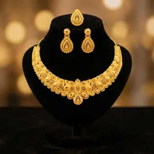 Juego de Collar, Aretes y Anillo de Lujo para Novia, Chapado en Oro de 24K, en Latón |   Diseño etíope nigeriano - Product Image 4