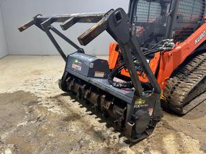 รถตักล้อยาง Kubota SVL75-3 พร้อมอุปกรณ์ตัดหญ้าสำหรับงานป่าไม้ ราคาขายส่ง อุปกรณ์กำจัดวัชพืชสำหรับงานหนัก รุ่น 2026PRO - Product Image 4