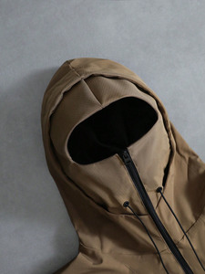 Veste coupe-vent en nylon pour homme avec cagoule intégrée, logo personnalisé, pull à capuche, streetwear d'extérieur, coque légère, vente en gros B2B - Product Image 2