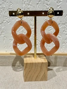 Boucles d'oreilles pendantes en résine tendance, forme irrégulière, clous dorés, chaîne à maillons, bijoux fantaisie, artisanat en résine - Product Image 6