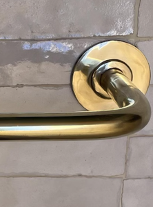 Handcrafted Metal Towel Holder With Golden Color Surface Artisan Work Offering Decorative Accent For Interior Stylish Bathroom - Product Image 5