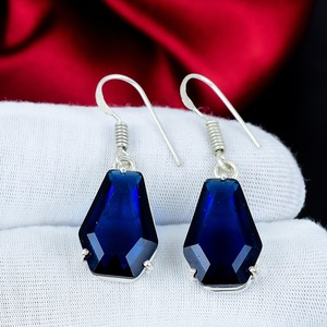 Boucles d'oreilles en saphir bleu, boucles d'oreilles pendantes en argent sterling 925 avec pierres précieuses en forme de cercueil, bijoux en pierre bleue, cadeau pour elle - Product Image 1