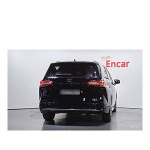 Toyota Sienna 2.5 Híbrida 2WD de julio de 2023 con Asientos de Cuero, Cámara Trasera, 70,164 km, Volante a la Izquierda - Product Image 4