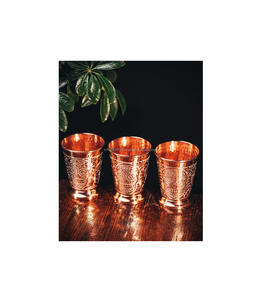 Récipient à boire en cuivre artisanal avec motifs gravés et construction en cuivre pur pour des modes de vie axés sur la santé - Product Image 4