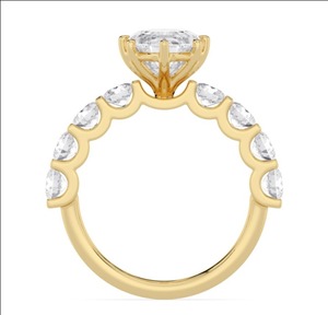 Elegante Anillo Solitario Ovalado de Corte Largo de 4.77 ctw con Halo de Diamantes Redondos en Oro Rosa de 10K - Product Image 6