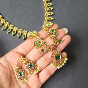 Premium Non-Idol Floral Kemp Haram Cultural Collectible Jewelry - Product Image 3