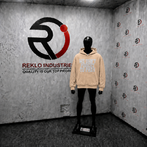 Sudadera con Capucha Moderna Cristiana Beige con Estampado de Letras de Diamantes de Imitación, Estilo Casual para Otoño, Ajuste Cómodo y Relajado - Product Image 3
