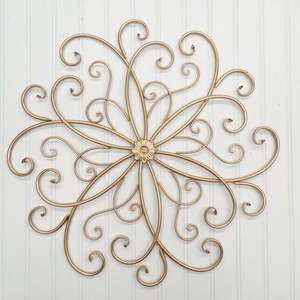 Decoración de pared de metal floral para interiores de casas modernas, elegante escultura colgante de hierro, panel decorativo de pared. - Product Image 3