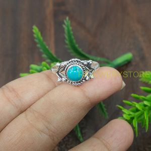 Bague en turquoise naturelle, argent sterling 925, faite à la main, style bohème tribal, bague statement vintage, bijoux pour femmes, bijoux de créateur, Noël - Product Image 6