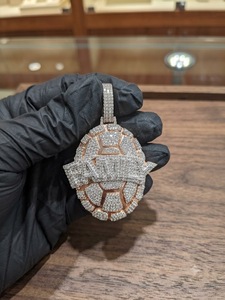 Colgante de Tortuga de Plata de Ley 925 con Diamantes de Moissanita, Joyería de Animales con Incrustaciones de Diamantes, Colgante de Lujo al por Mayor - Product Image 1