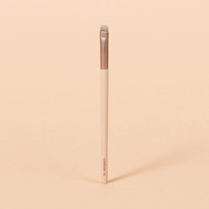 Spazzola applicatore per ombretti Etude House #03 per ombreggiare e modellare i tuoi occhi - Product Image 1