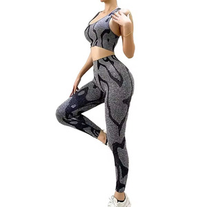 Conjunto de Yoga para Mujer Más Vendido, Alta Calidad, Ligero, Tallas Grandes Disponibles en Varios Colores - Product Image 2