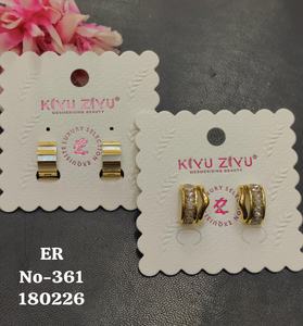 Boucles d'oreilles clous tendance plaquées or avec diamants américains en gros |   Bijoux pour femmes de qualité export - Product Image 4