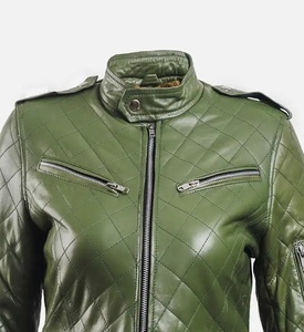 เสื้อแจ็คเก็ตหนังสีเขียวสำหรับผู้หญิง - Product Image 3