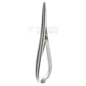 Portaagujas Mathieu de Diseño Ergonómico para Cirugía Clínica - Product Image 3