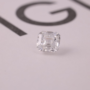 Diamant de laboratoire pur 0,65 ct, couleur D, clarté IF, taille Asscher, diamant poli HPHT, certifié IGI, taille brillant pour la fabrication de bijoux B2B - Product Image 4