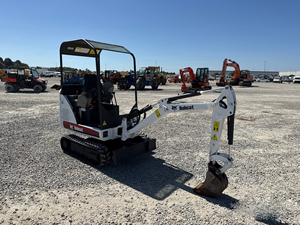 Mini-excavatrice 319K de 2009 pour travaux de construction et de terrassement compacts - Product Image 6