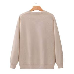เสื้อสเวตเชิ้ตผู้ชาย ผ้าฟลีซ คอกลม ผลิตตามสั่ง แบรนด์ส่วนตัว ขายส่ง ผู้ผลิตเสื้อผ้า จำหน่ายเสื้อผ้าจำนวนมาก รับผลิตแบรนด์ตามสั่ง สหรัฐอเมริกา สหภาพยุโรป - Product Image 1