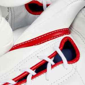 2026 New Professional Boxing Gloves Custom Made Gants De Boxe Durable Leather Boxing Sparring Gloves Lace-up Style - Product Image 6