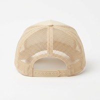 Casquette Trucker Personnalisée 5 Panneaux Visière Pré-courbée Dos en Maille OEM ODM Marque Privée Vente en Gros Faible MOQ