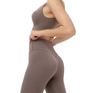Ensemble de vêtements de yoga d'intérieur personnalisé et élégant, soutien-gorge de sport respirant avec legging, motif uni, vêtements de yoga en coton - Product Image 3