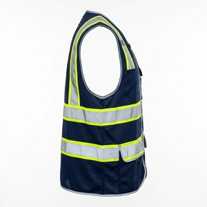 Gilet de sécurité réfléchissant à haute visibilité sur mesure à 3 poches pour la construction, les travaux routiers et le personnel de sécurité - Product Image 6