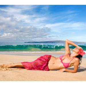 Sarong de plage en tissu rayonne de haute qualité avec motif imprimé, taille et logo personnalisés, pour la plage. - Product Image 2