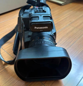 Pana-sonic 20x Optical Zoom 1080p Digital Camcorder Video Conference System Plastic 90% New Original AVCHD MP4 Dual SD Slots - Product Image 2