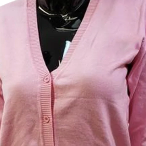 Cardigan pour femme avec logo frontal, léger, en maille douce, à manches longues, pull décontracté pour le bureau, vente en gros OEM, sur mesure en gros - Product Image 5