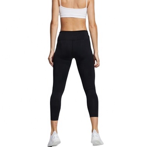 Leggings Capri Taille Haute pour Femme en Spandex-Polyester Doux, Élastiques, avec Contrôle du Ventre, Idéals pour la Course, le Cyclisme et le Yoga - Product Image 1