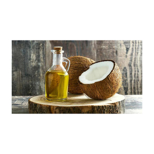 Huile de noix de coco brute de qualité supérieure fournie pour le commerce de gros avec une disponibilité fiable en vrac - Product Image 5