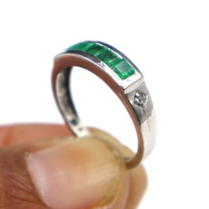 925 Sterling <b>Silver</b> <b>Emerald</b> with Diamond Cut Gemstone <b>Ring</b> Wholesale Natural <b>Emerald</b> Stone <b>Silver</b> <b>Ring</b> Jewelry - Product Image 4