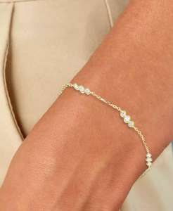 Bracciale con Catena a Tripli Anelli in Zirconia Cubica in Argento Sterling Placcato Oro 14k |   Macy's - Product Image 2