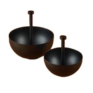 Juego de Dos Tazones Negros para Dátiles Árabes de Oriente Medio para Ramadán, Diseño Clásico, Tazones para Servir Chocolate y Dátiles - Product Image 1