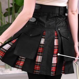 Kilt hybride moderne en tartan plissé en coton avec poches cargo amovibles, sangles latérales, boucles et anneaux - Product Image 6