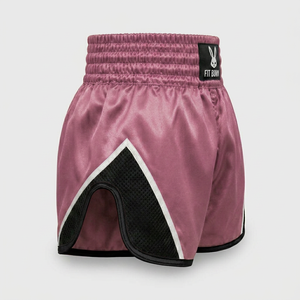 Pantalones cortos de Muay Thai con calidad duradera, transpirabilidad, comodidad y flexibilidad atlética, perfectos para el entrenamiento. - Product Image 4