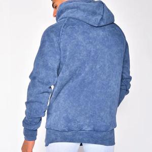 Sweat à capuche teinté en molleton de coton doux, design streetwear contemporain, fournisseur de logos personnalisés, sweat à capuche effet vieilli - Product Image 5