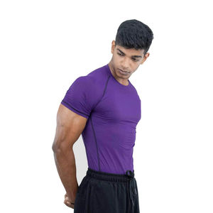 T-shirt de sport personnalisé pour homme en maille performante - Séchage rapide, coupe ajustée, matière Spandex/Polyester, OEM/ODM disponible - Product Image 4