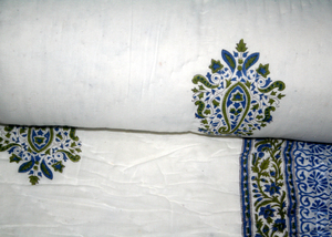 Lote al por mayor de mantas reversibles con estampado floral a mano, borde a rayas verde y azul, para todas las estaciones, 100% algodón, estilo tradicional Silkgram - Product Image 3