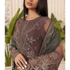 Robe de soirée élégante pour femme – Magnifique robe longue chic pour occasions spéciales - Product Image 3