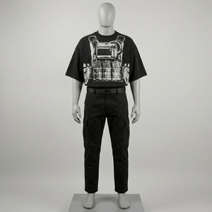 T-shirt graphique noir personnalisé pour homme, style streetwear, imprimé sac à dos tactique, en coton épais, coupe oversize, effet vintage délavé, manches courtes, Nouveau - Product Image 4