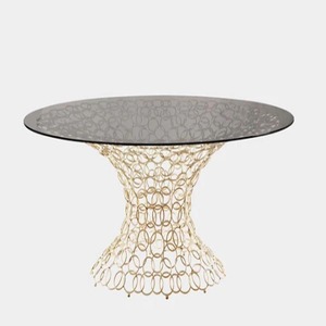 Table basse ovale moderne avec plateau en marbre et structure en laiton, design contemporain, meubles de salon - Product Image 5