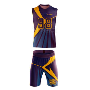 Uniforme ligero 7v7 hecho con tecnología avanzada de gestión de la humedad para ayudar a mantenerse seco y concentrado - Product Image 2