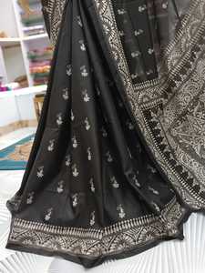 Sari en soie noir brodé Kantha, origine Bangalore, style traditionnel, longueur ras du sol, pour mariage/fête, par ASHMITA'S COLLECTIONS - Product Image 6