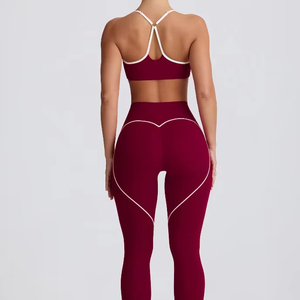 Conjunto de gimnasio de dos piezas para mujer: sujetador con espalda cruzada y shorts levanta glúteos, transpirable, para entrenamiento, fitness, yoga y natación - Product Image 1